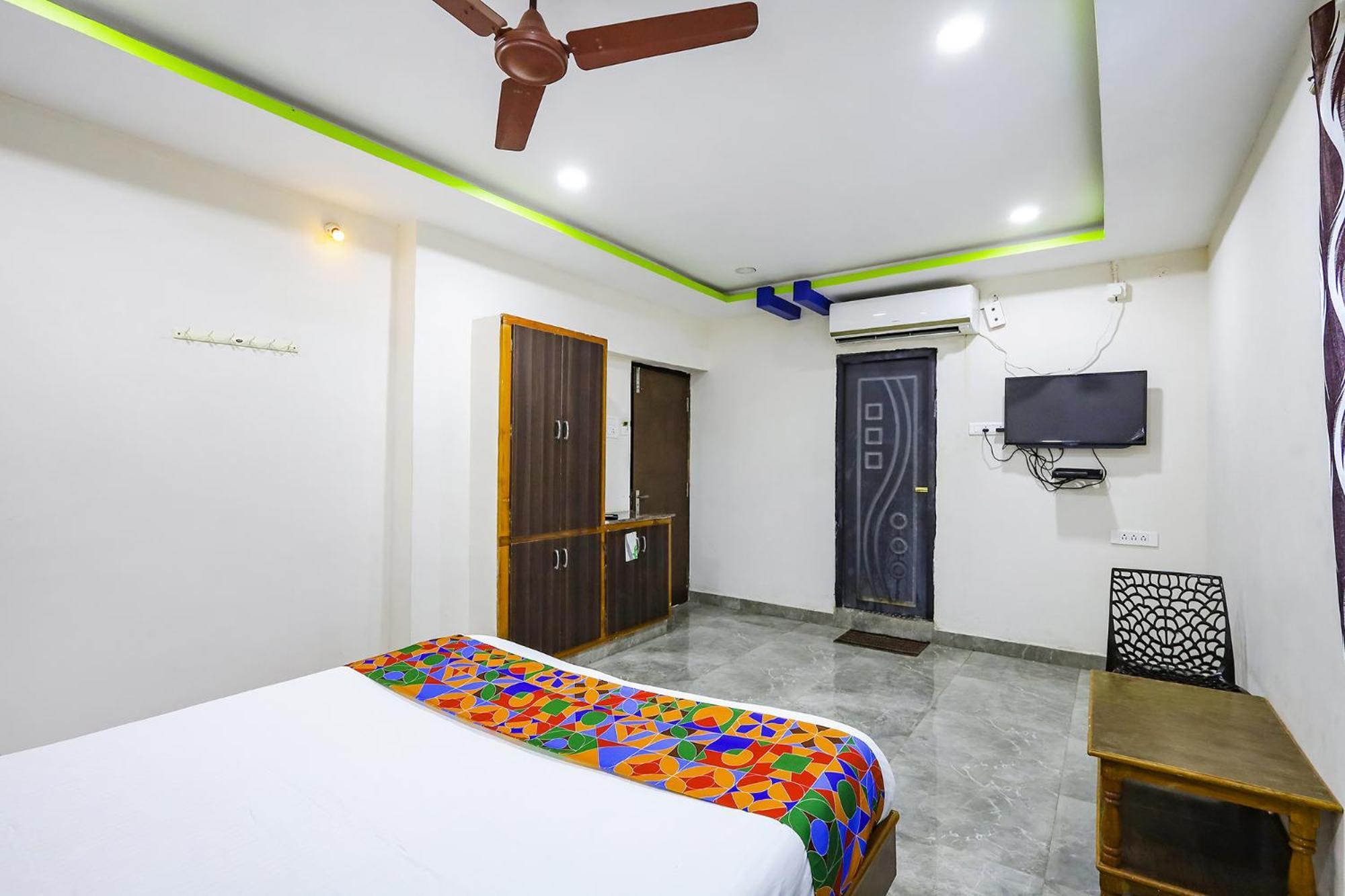 Capital O Lakshmi Residency Hotel Tirupati Buitenkant foto