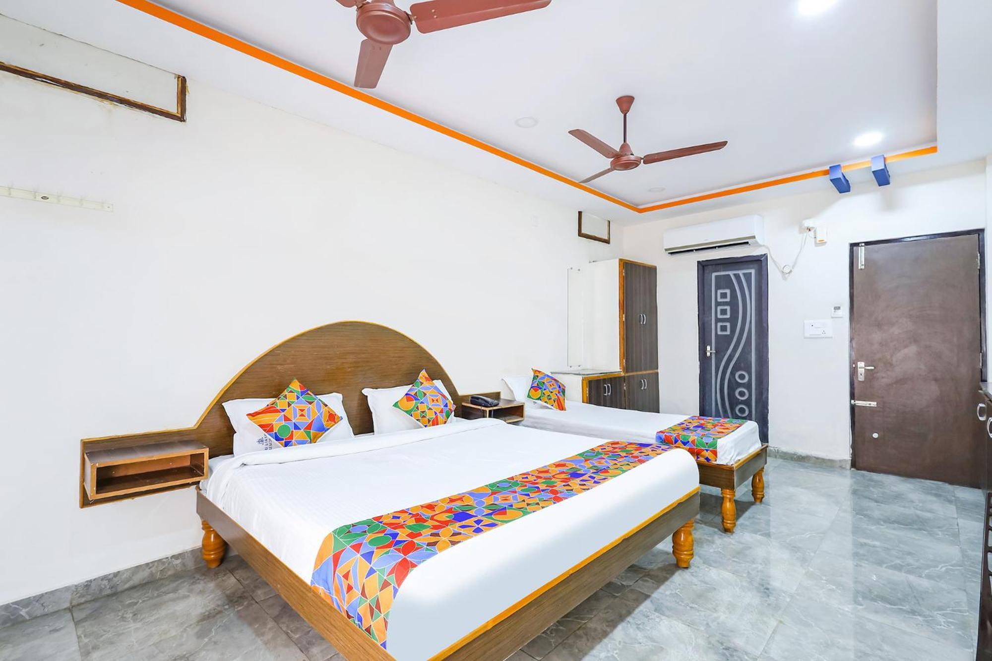 Capital O Lakshmi Residency Hotel Tirupati Buitenkant foto