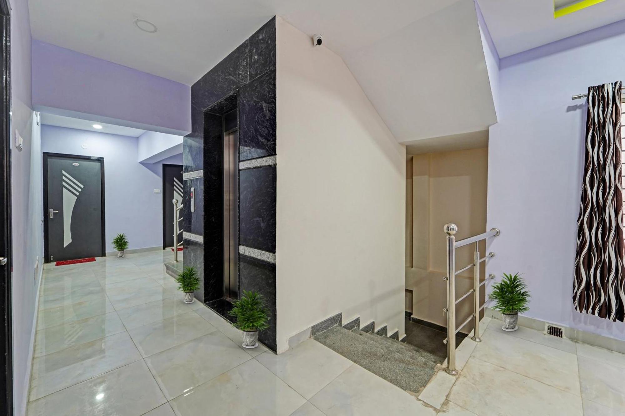 Capital O Lakshmi Residency Hotel Tirupati Buitenkant foto